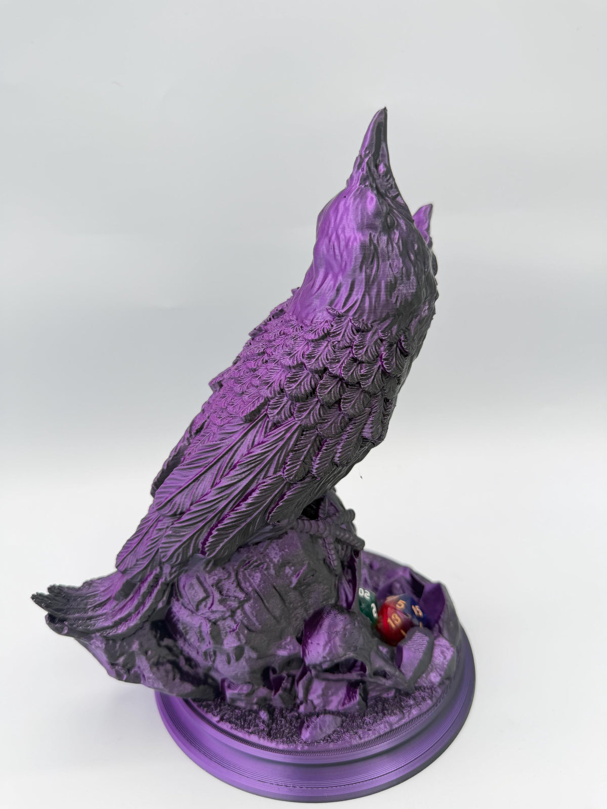 Hollow Crow dice tower – Black Purple – side view with dice in the catch tray